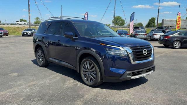 2024 Nissan Pathfinder SL 4WD