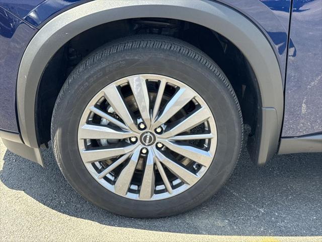 2024 Nissan Pathfinder SL 4WD