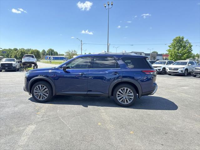 2024 Nissan Pathfinder SL 4WD