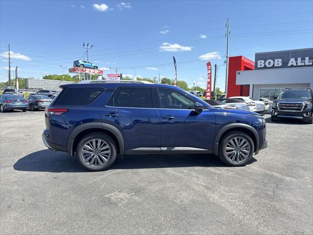 2024 Nissan Pathfinder SL 4WD