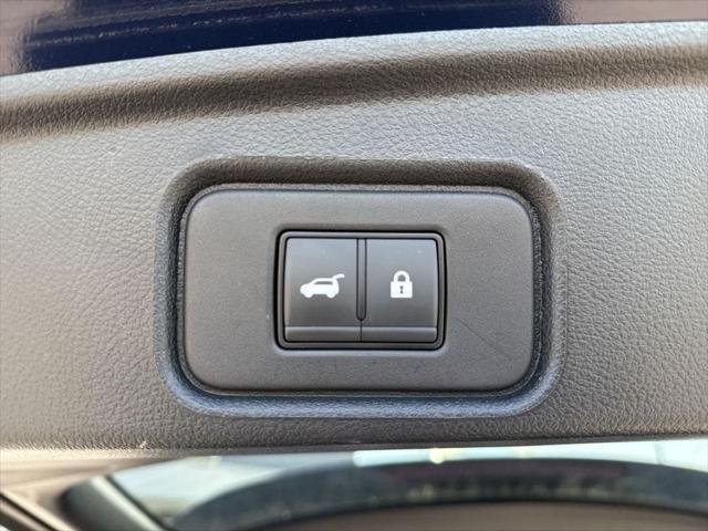 2024 Nissan Pathfinder SL 4WD