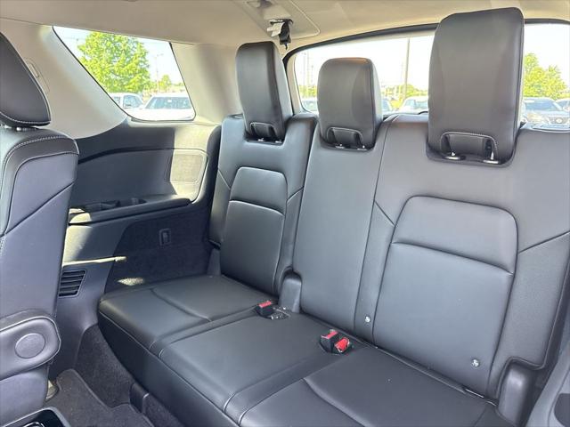 2024 Nissan Pathfinder SL 4WD