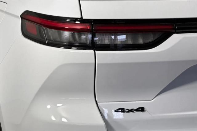 2025 Jeep Grand Cherokee Altitude 4x4