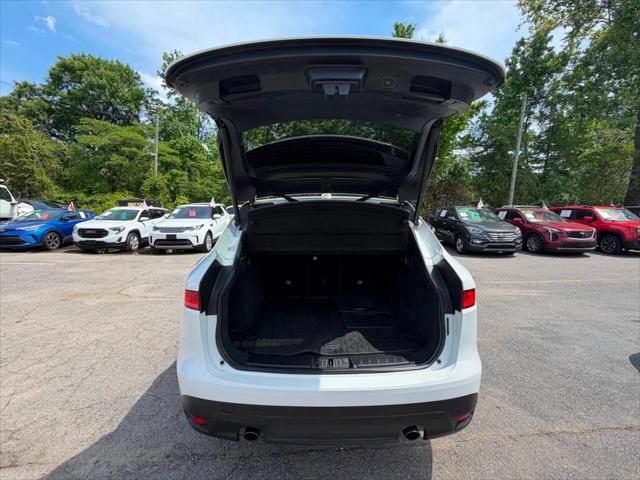 2018 Jaguar F-PACE 25t Premium