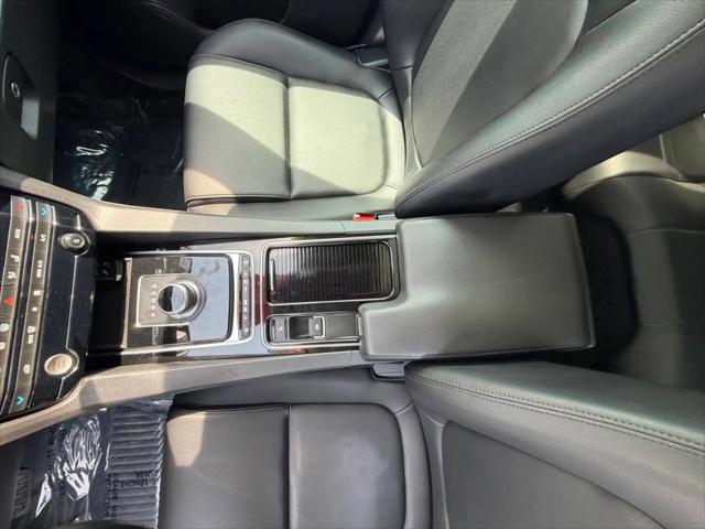 2018 Jaguar F-PACE 25t Premium
