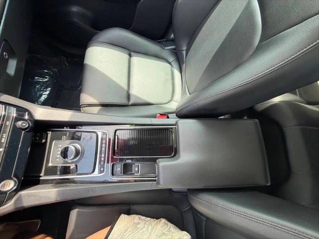 2018 Jaguar F-PACE 25t Premium