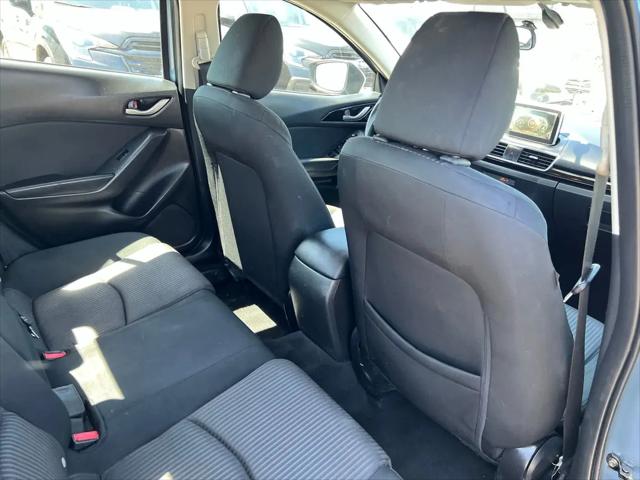2016 Mazda Mazda3 i Sport