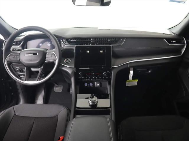 2026 Jeep Grand Cherokee Laredo 4x4