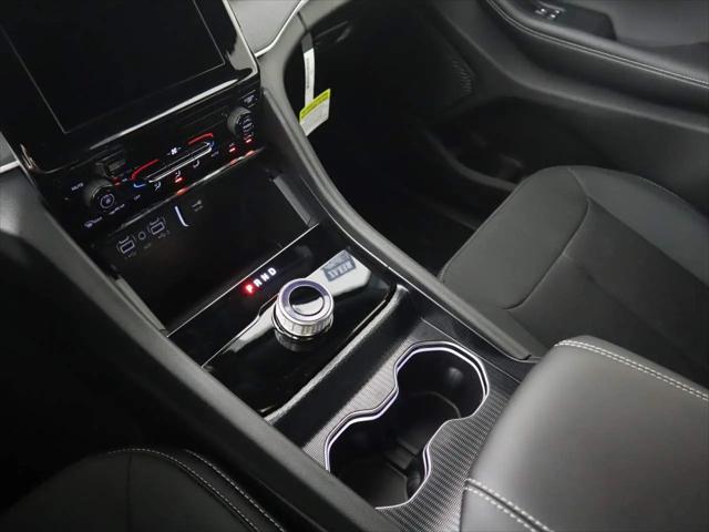 2026 Jeep Grand Cherokee Laredo 4x4