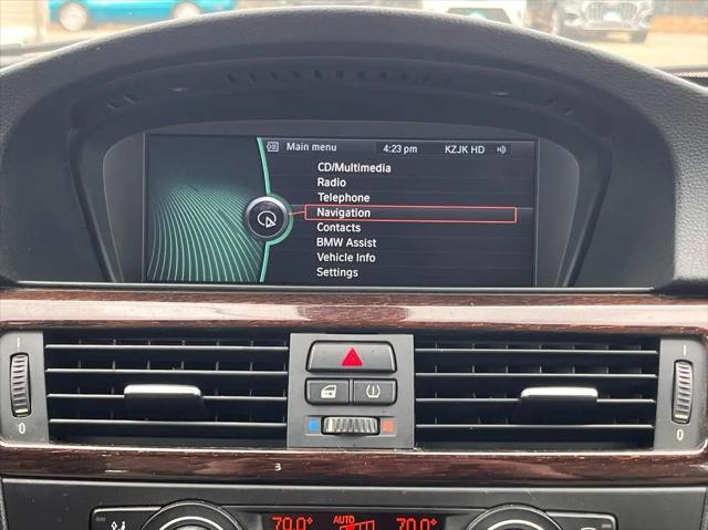 2011 BMW M3 Standard