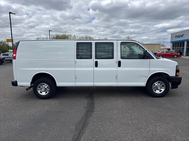 2022 Chevrolet Express 3500