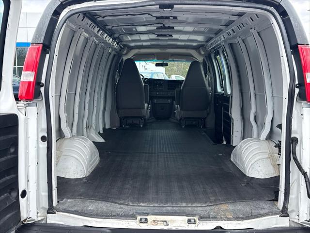 2022 Chevrolet Express 3500