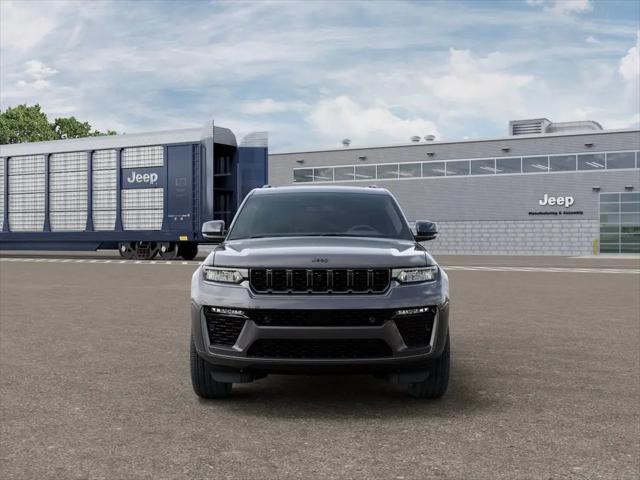 2026 Jeep Grand Cherokee Summit 4x4
