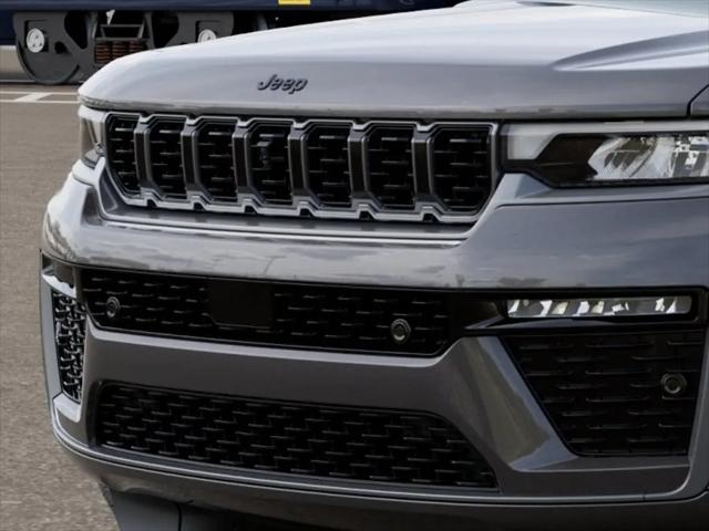 2026 Jeep Grand Cherokee Summit 4x4