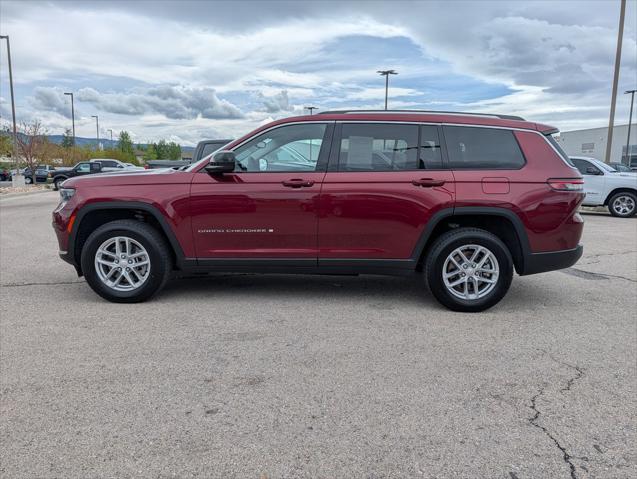 2023 Jeep Grand Cherokee L Laredo 4x4