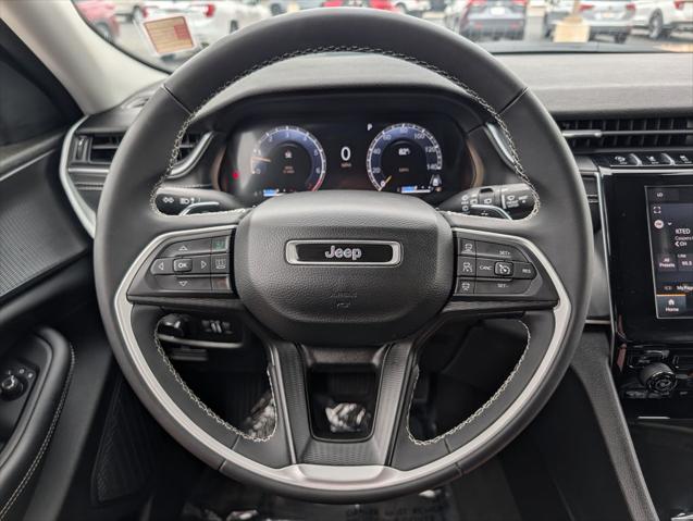 2023 Jeep Grand Cherokee L Laredo 4x4