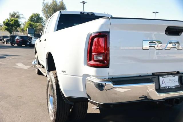 2026 Ram 3500 Tradesman Crew Cab 4x4 8 Box