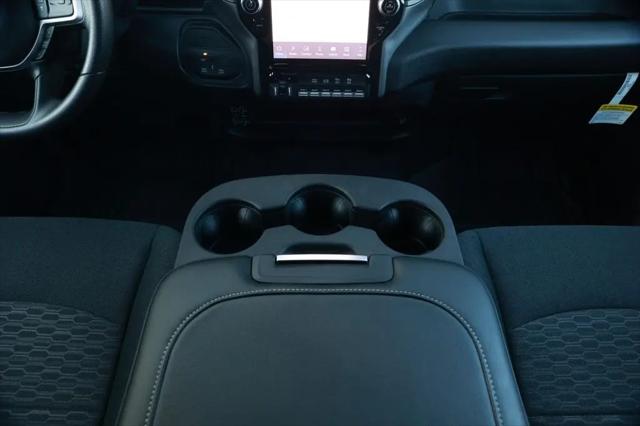 2026 Ram 3500 Tradesman Crew Cab 4x4 8 Box