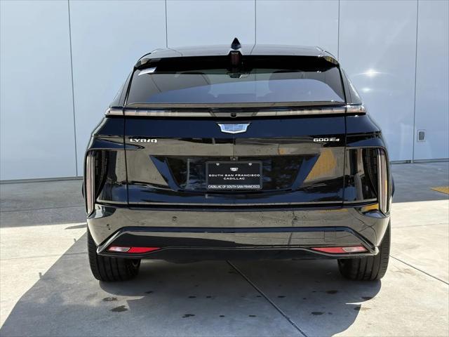 2024 Cadillac iQ Sport w/1SK