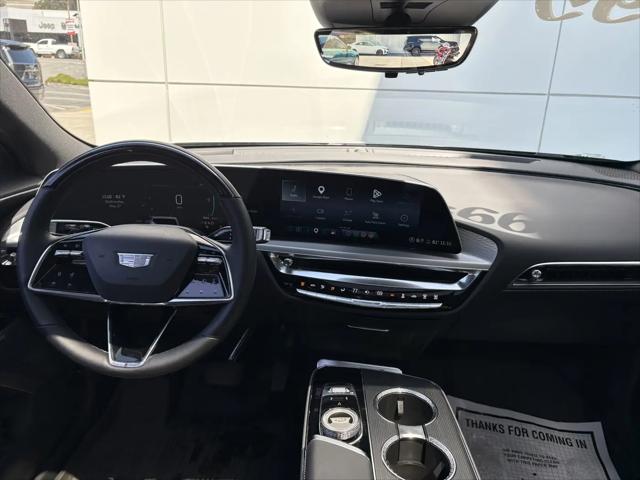 2024 Cadillac iQ Sport w/1SK