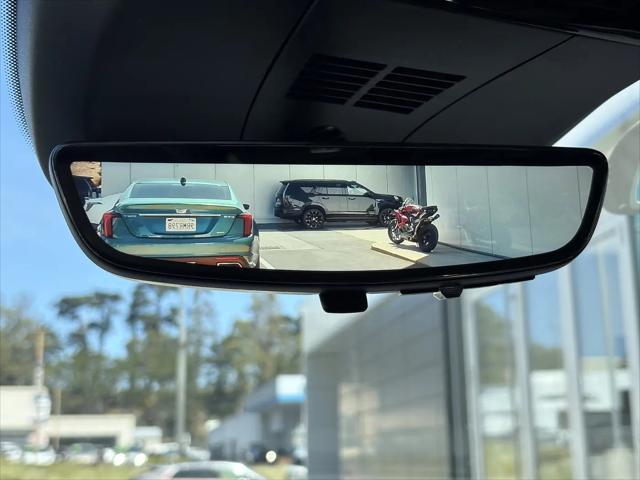 2024 Cadillac iQ Sport w/1SK