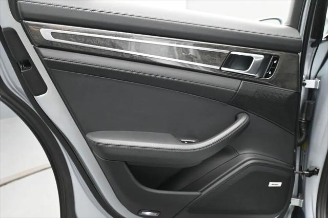 2017 Porsche Panamera 4S