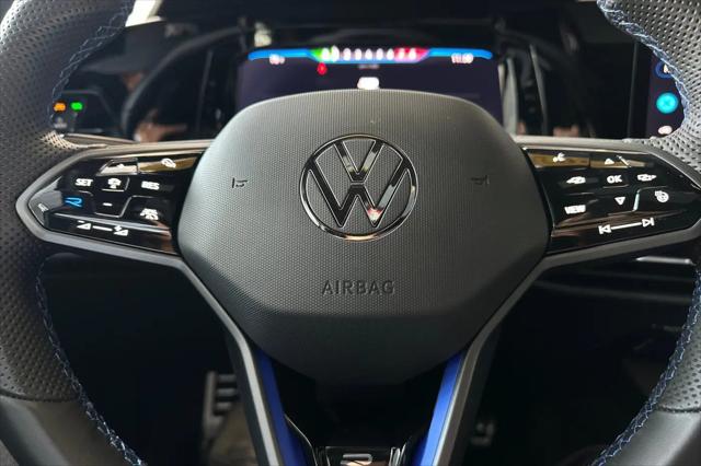 2024 Volkswagen Golf R 2.0T
