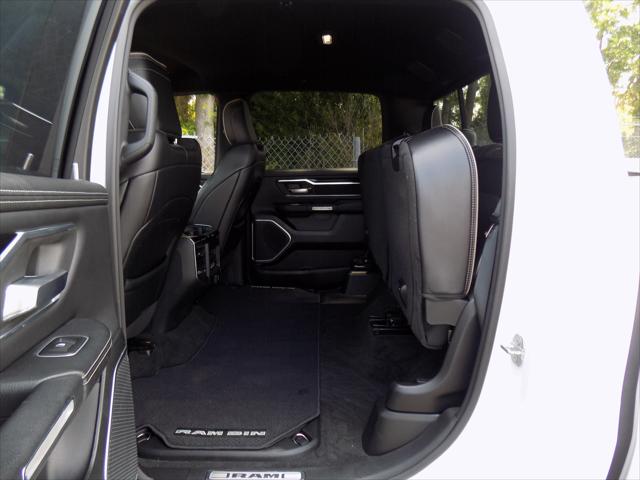 2020 Ram 1500 Laramie Crew Cab 4x4 5'7" Box