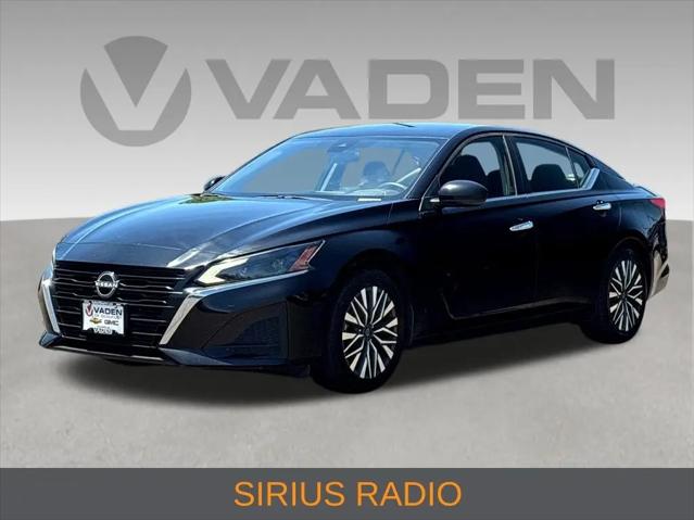 2023 Nissan Altima SV FWD
