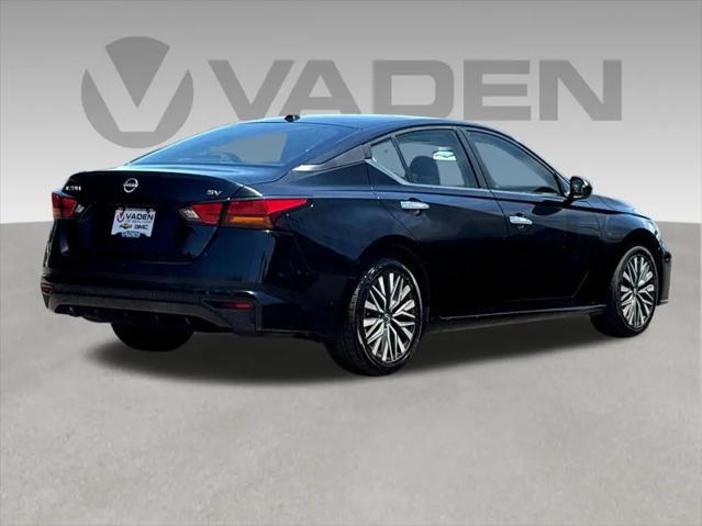 2023 Nissan Altima SV FWD