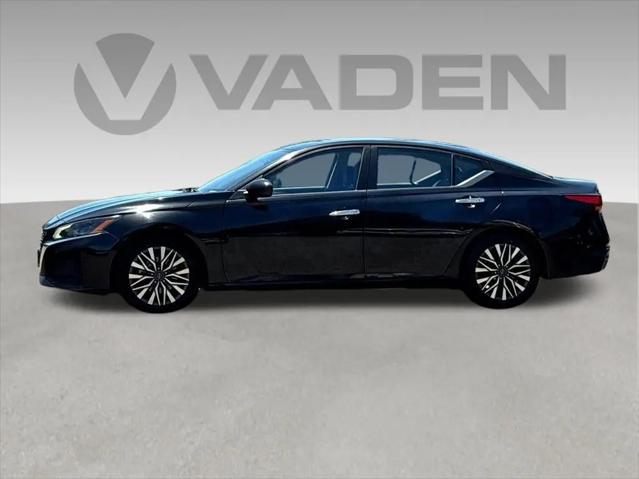 2023 Nissan Altima SV FWD