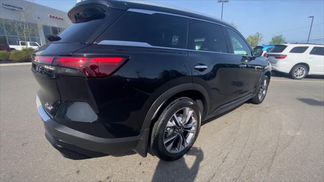 2023 INFINITI QX60 LUXE AWD