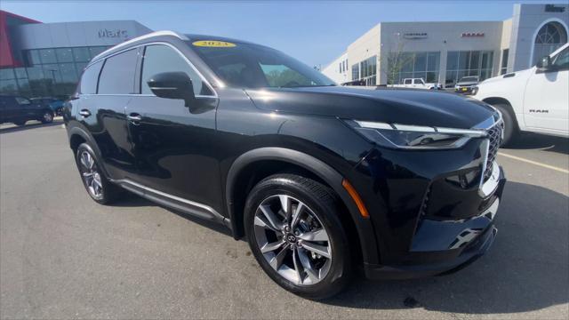 2023 INFINITI QX60 LUXE AWD
