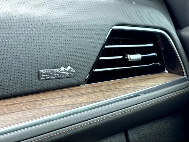 2026 Chevrolet Suburban High Country, 4WD