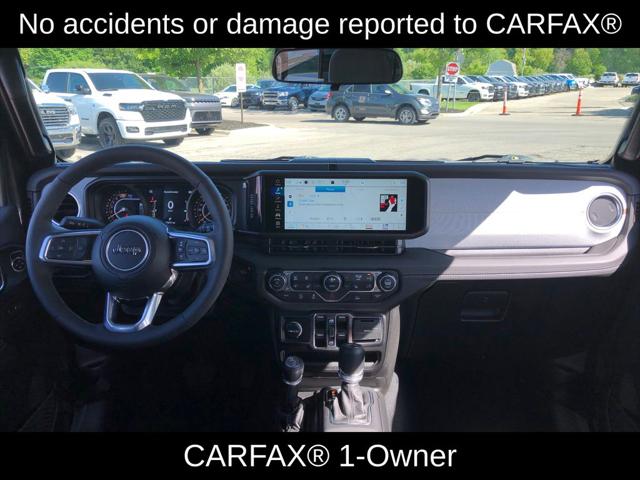 2025 Jeep Wrangler 4-Door Sahara 4x4