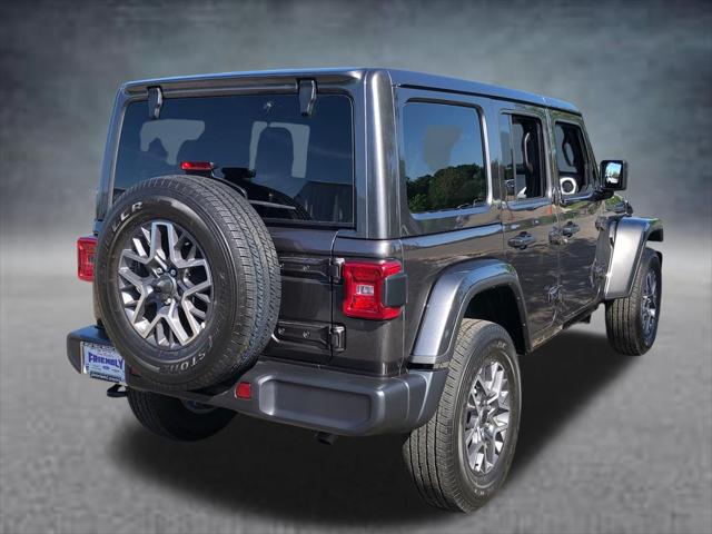 2025 Jeep Wrangler 4-Door Sahara 4x4