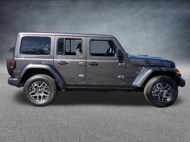 2025 Jeep Wrangler 4-Door Sahara 4x4