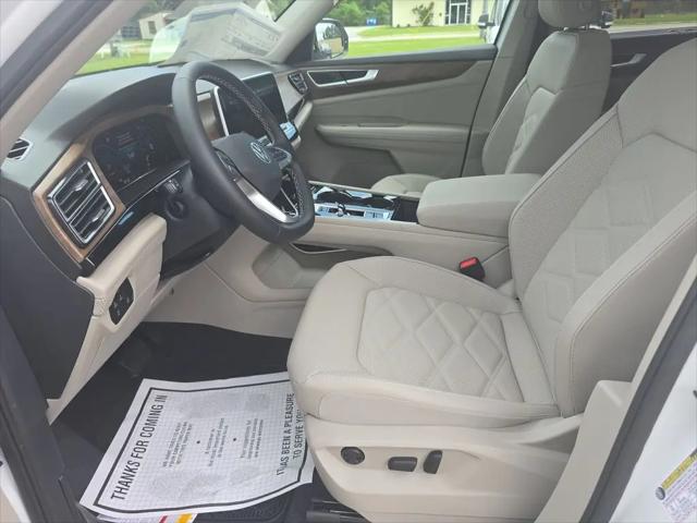 2026 Volkswagen Atlas SE with Technology