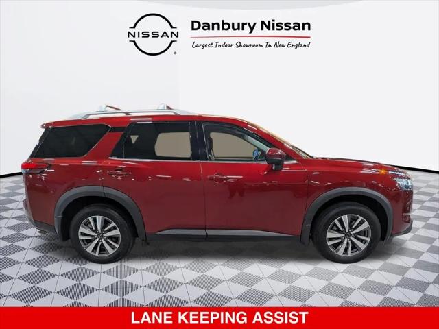 2024 Nissan Pathfinder SL 4WD