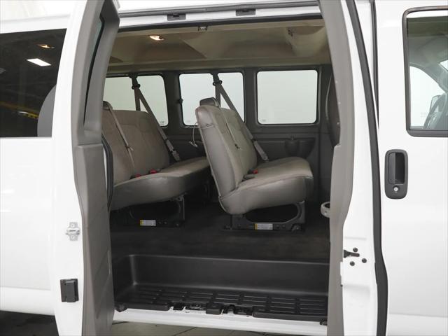 2025 Chevrolet Express Passenger RWD 3500 Extended Wheelbase LT
