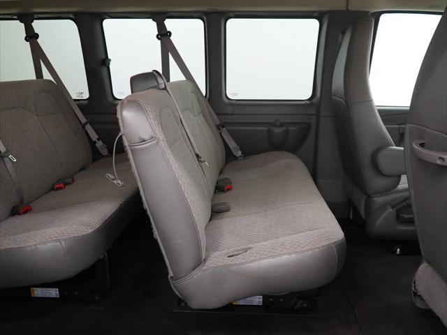 2025 Chevrolet Express Passenger RWD 3500 Extended Wheelbase LT