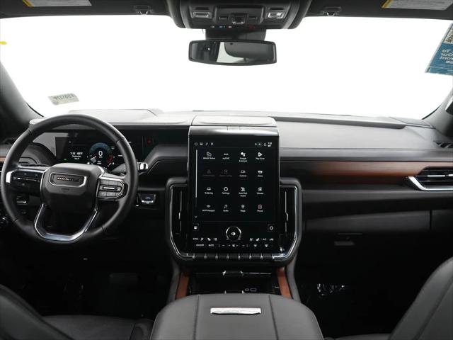 2025 GMC Yukon XL 4WD Denali