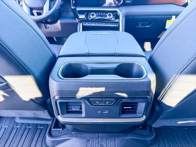 2026 GMC Sierra 2500HD Crew Cab, Standard Bed, Denali, 4WD