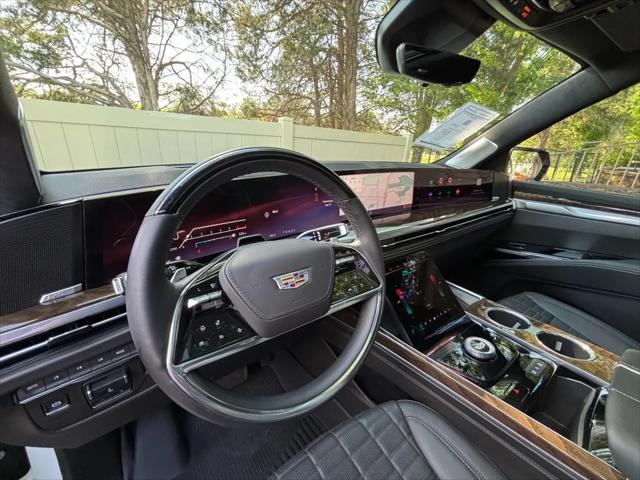 2025 Cadillac Escalade Sport Platinum