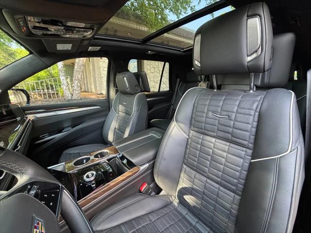 2025 Cadillac Escalade Sport Platinum