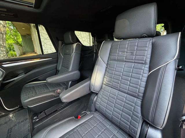 2025 Cadillac Escalade Sport Platinum