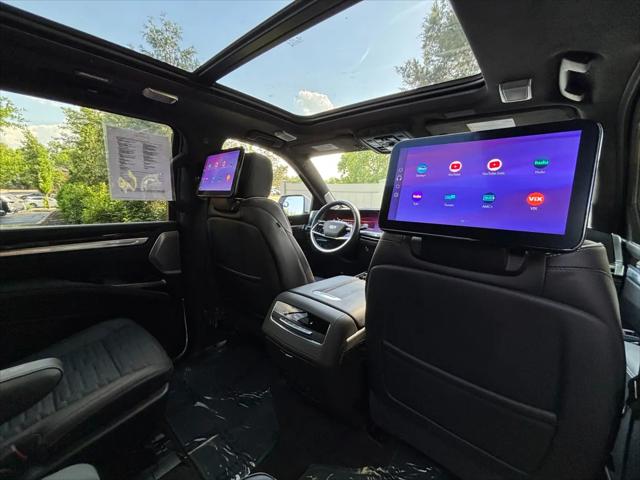 2025 Cadillac Escalade Sport Platinum