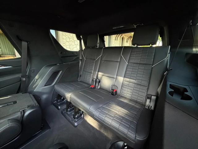 2025 Cadillac Escalade Sport Platinum