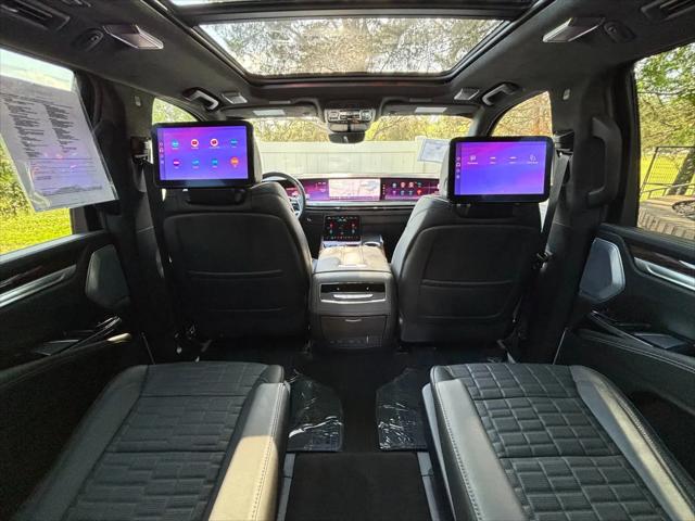 2025 Cadillac Escalade Sport Platinum