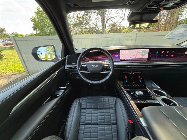 2025 Cadillac Escalade Sport Platinum